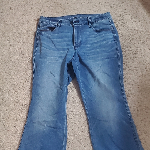 Jeans - Picture 4 of 5